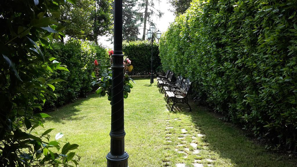 Montelupone Bed & Breakfast Bagian luar foto