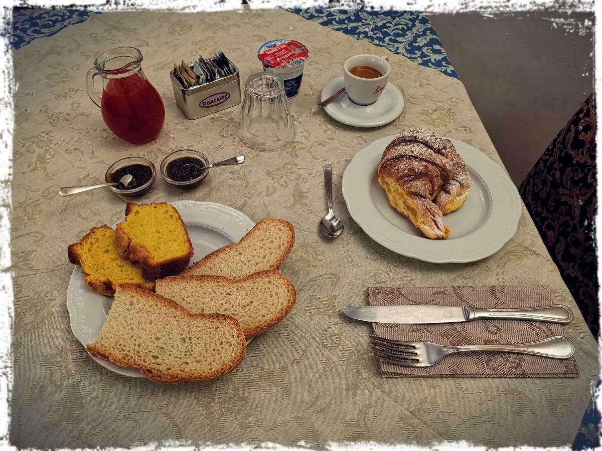 Montelupone Bed & Breakfast Bagian luar foto